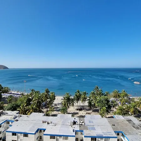 Apartamentos Con Vista Al Mar Rodamar, Bedviajes